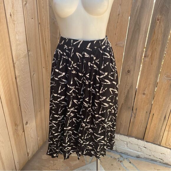 Evan Picone Vintage 1980s black and white graphic midi skirt - Picture 1 of 9